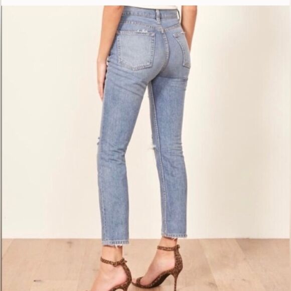 Reformation Julia High Cigarette Distressed Jean. NWT 30 - Picture 11 of 11